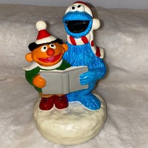 1982 Sesame Street Christmas Music Box - Gorham - Ernie & Cookie Monster Vintage